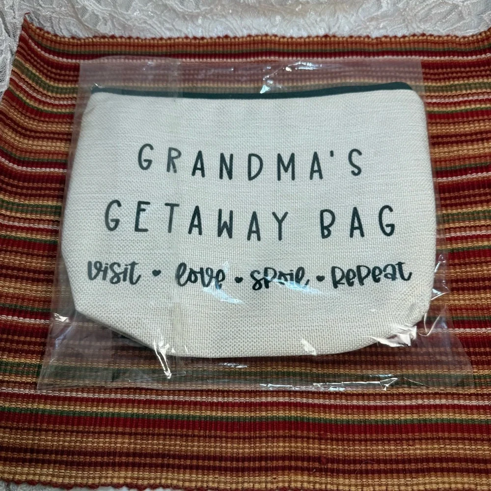 NWT - Grandma's Getaway Cosmetic Bag/Pouch